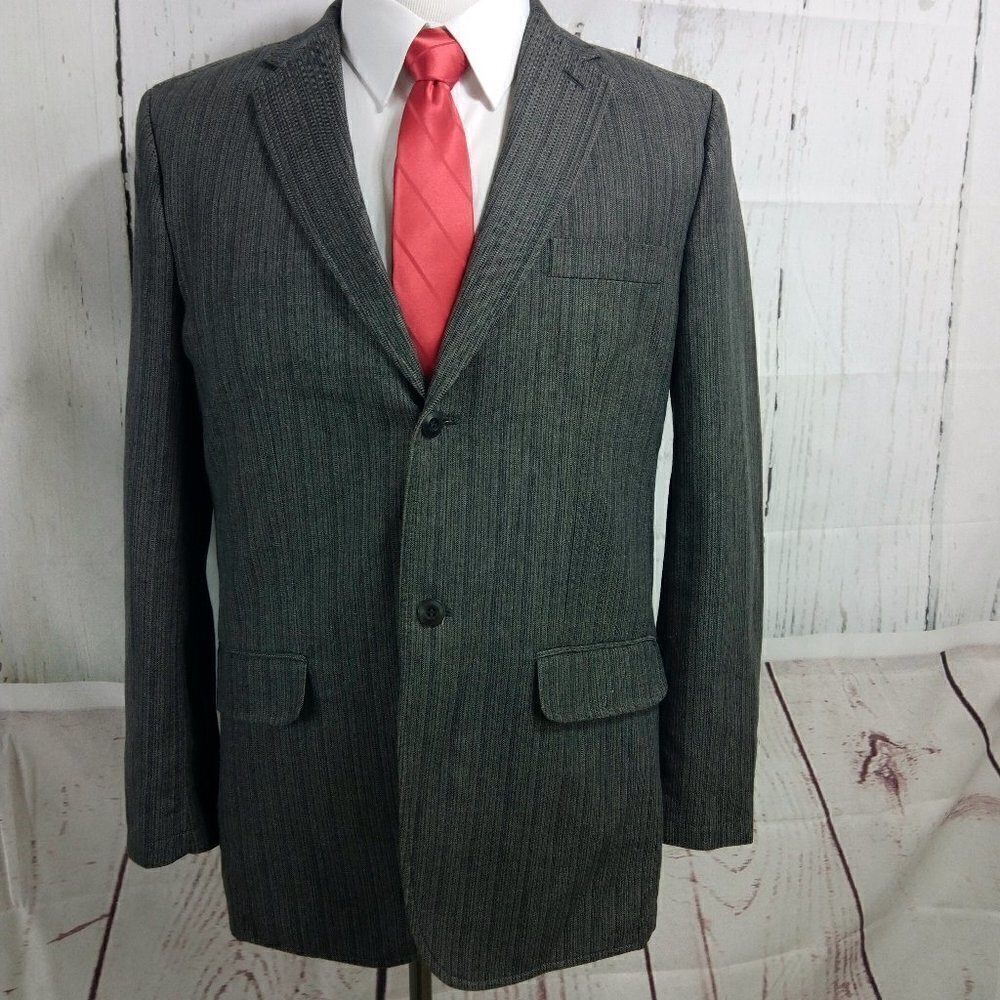 Murano Sport Surgeon Cuff Gray Herringbone Blazer
